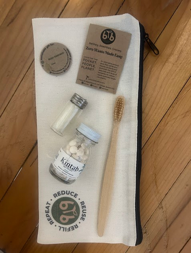 Dental care gift set