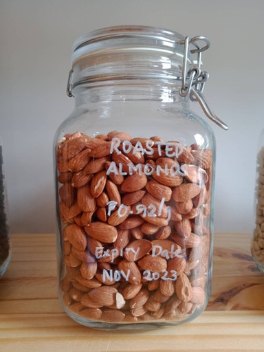 Almonds, roasted whole - per gm