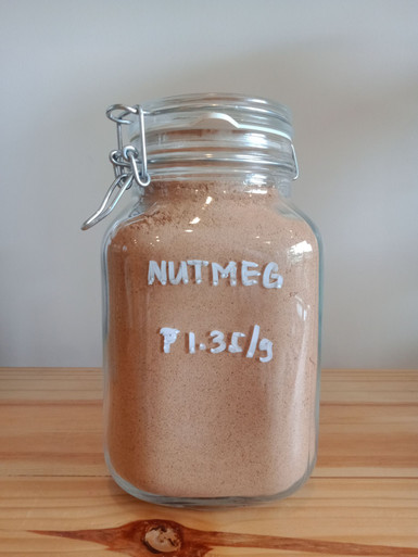 Nutmeg powder - per gm