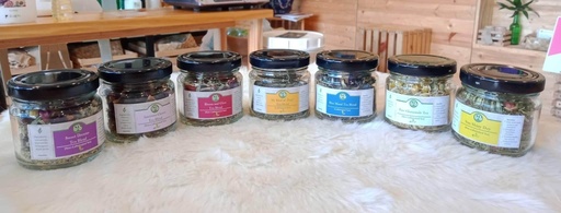 Tea in black cap jars (120ml)
