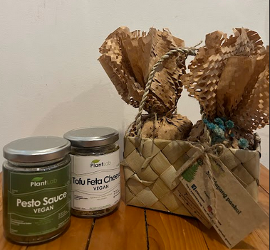 Plantlab vegan food in jars gift set